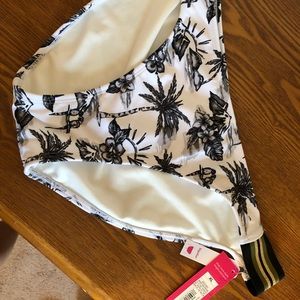 Bathing suit bottoms